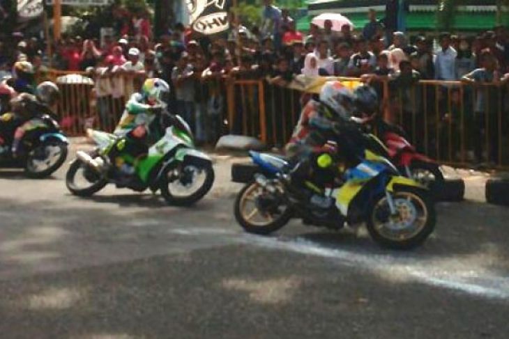 Empat pembalap Tanjabar berjuang di sirkuit Porprov