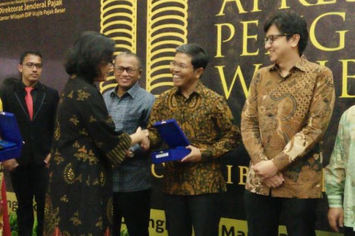 Bio Farma raih apresiasi penghargaan wajib pajak besar 2018