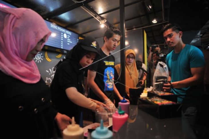 Kaesang belajar bisnis dari Gibran