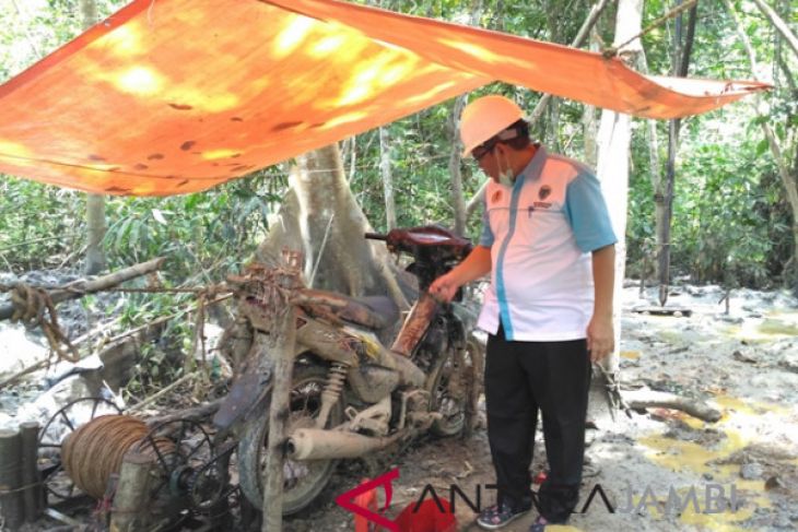 Oknum penambang minyak ilegal rambah kawasan tahura