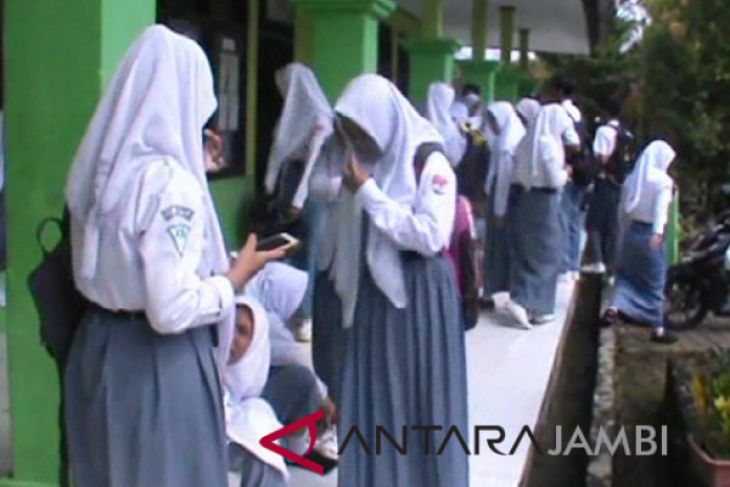 Numpang UNBK, siswa sempat kurang fokus