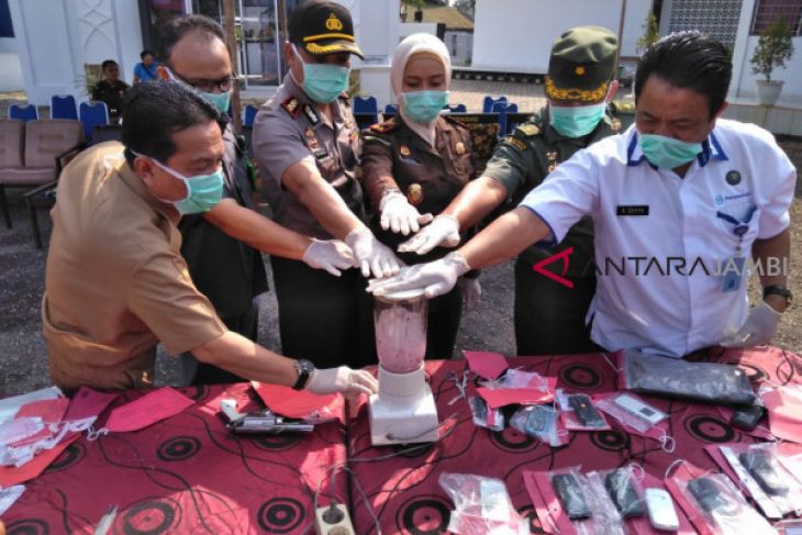 Kejaksaan Negeri Batanghari musnahkan barang bukti narkoba