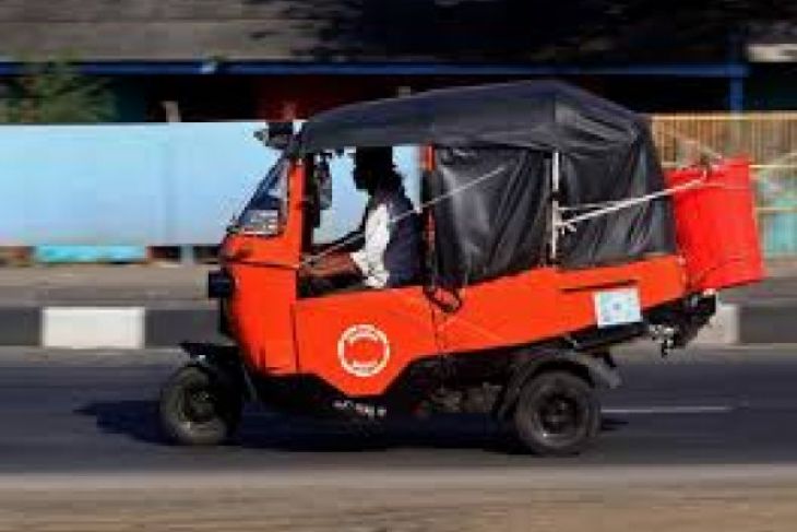 Bajaj pun berlalu