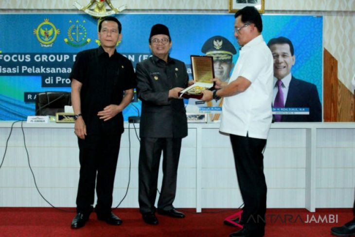 Plt gubernur: dana desa gerakan perekonomian