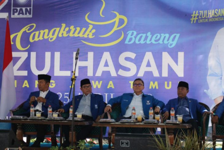 PAN Kuatkan Barisan Menangkan Khofifah-Emil