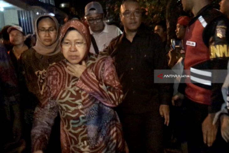 Risma Datangi Lokasi Penangkapan Terduga Teroris (Video)