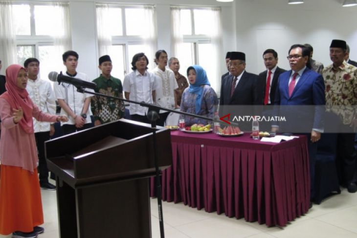 Dubes Djauhari Terharu Mars 'Syubbanul Wathon' di China