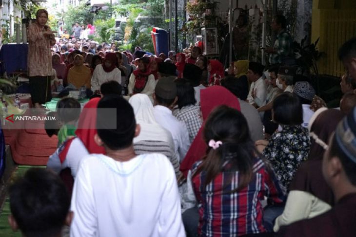 Warga Maspati Bersama Risma Siap Menangkan Gus Ipul-Puti