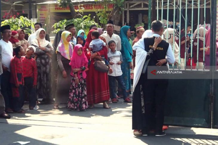 Calon Haji asal Blitar Gagal Berangkat karena Hamil