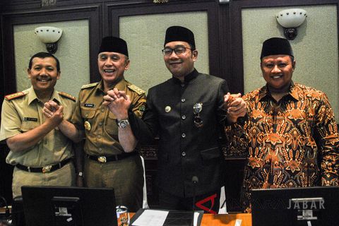 Rapat bersama dengan Gubernur Jabar terpilih
