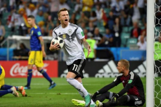 Jerman menang dramatis atas Swedia