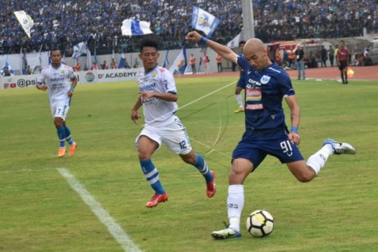 Persib dikalahkan tuan rumah PSIS Semarang