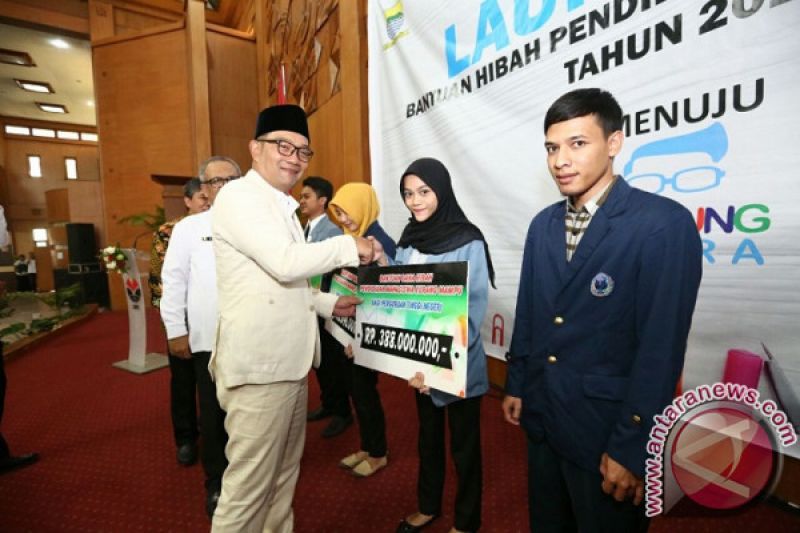 Pemkot Bandung Beri Hibah Pendidikan Rp30 Miliar