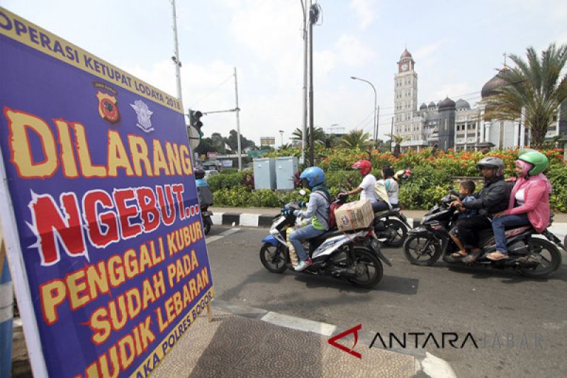 Polisi tangani kecelakaan akibatkan penumpang tewas