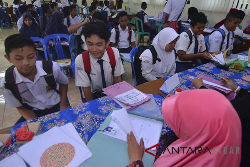 Disdik Jabar upayakan seluruh anak bisa sekolah