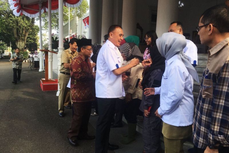 M Iriawan lepas Tim Pemeriksa Hewan Kurban