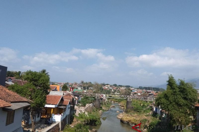 Dinas PUPR : Sungai Cimanuk Garut dalam kondisi krusial
