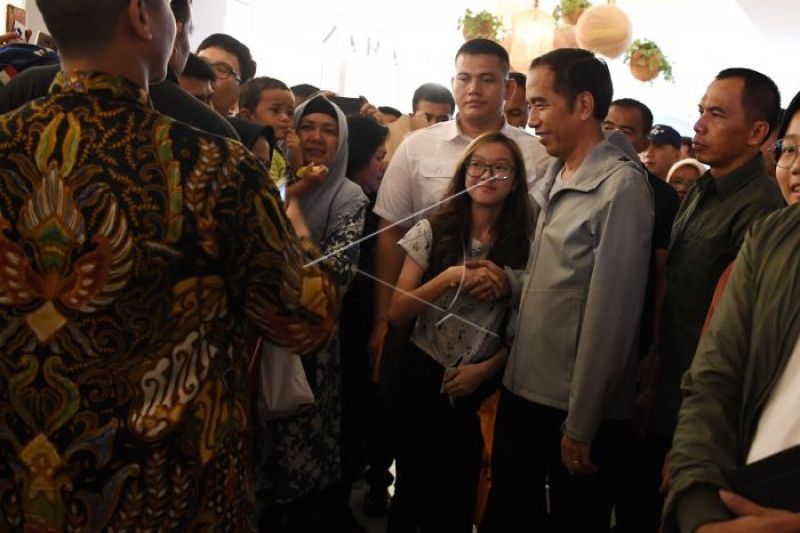 Jokowi sambangi pusat belanja Paskal Hyper Square Bandung