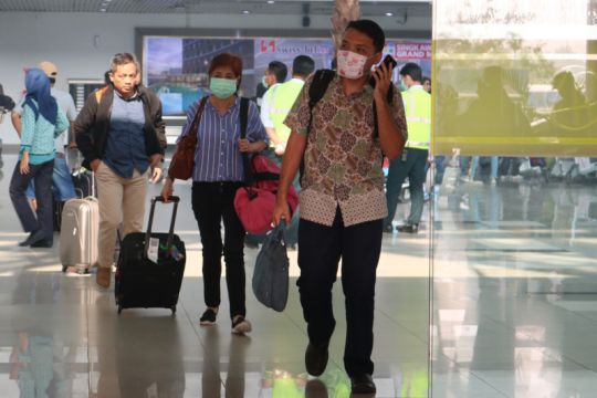Aktivitas di Bandara Supadio normal