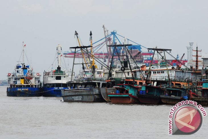 Pelabuhan Kelas III Telok Melano Awasi Ketat Kapal Melintas