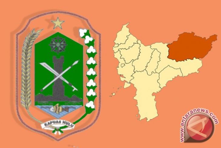 TNI Bedah Rumah Desa Sungai Uluk