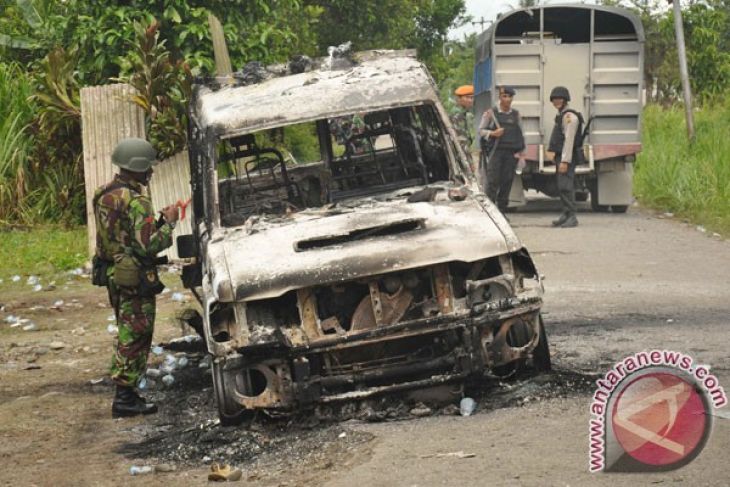 Tentara Filipina bentrok dengan sisa-sisa pengikut pro IS