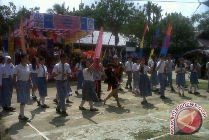 Sumpah Pemuda, SMAN 1 Mempawah Hulu Gelar Pensi - ANTARA 