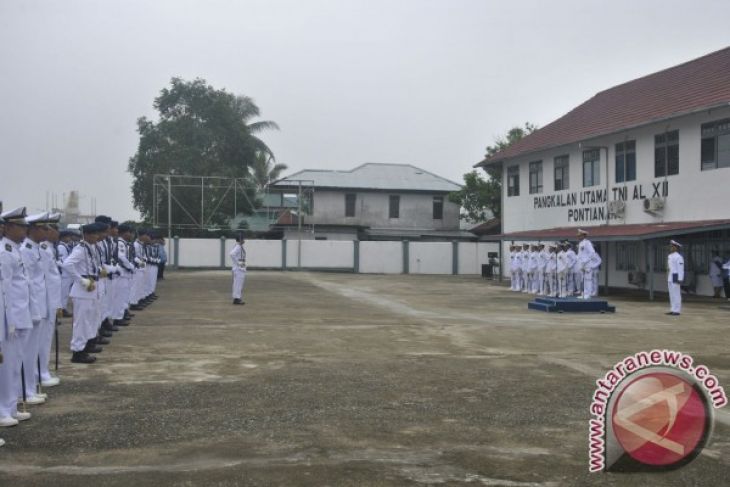 Kasal Kunjungan Safari Ramadhan di Lantamal XII Pontianak 