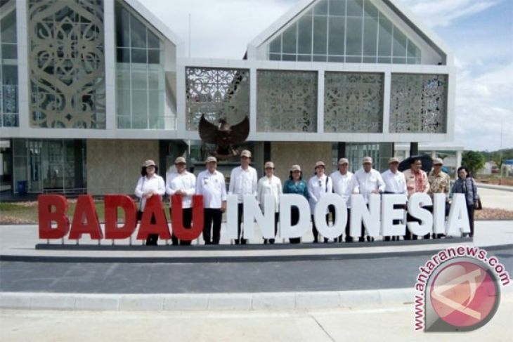 Enam Kecamatan Kapuas Hulu Berbatasan Dengan Malaysia