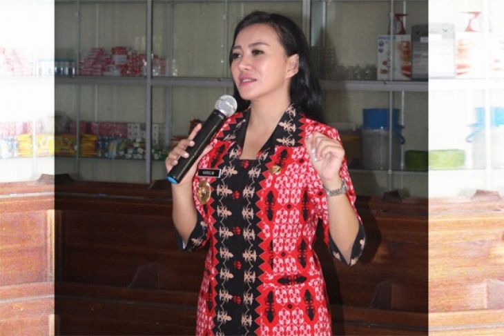 Bupati Harapkan Alumni SMAN 1 Ngabang Jadi Teladan