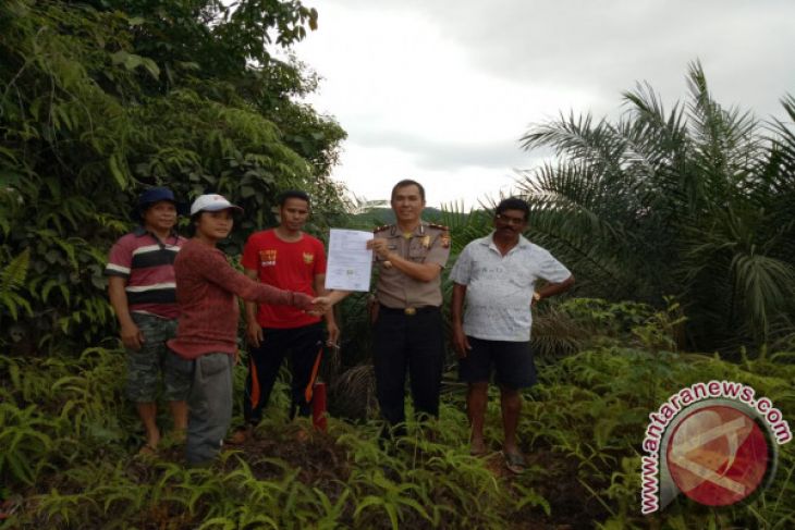 Polsek Bonti Dapat Hibah Untuk Lahan Pos Polisi