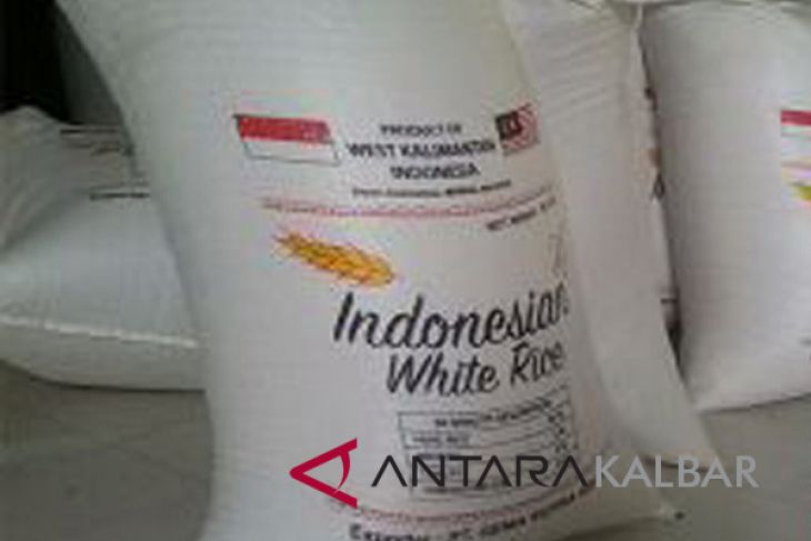 Sanggau terus surplus beras