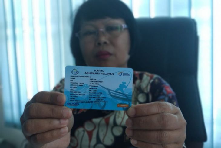 Nelayan Kapuas Hulu terima bantuan asuransi jiwa dari pemerintah