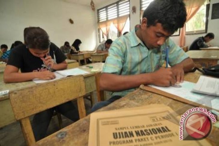 Kelulusan UN SLTP Banjarbaru 99,98 Persen