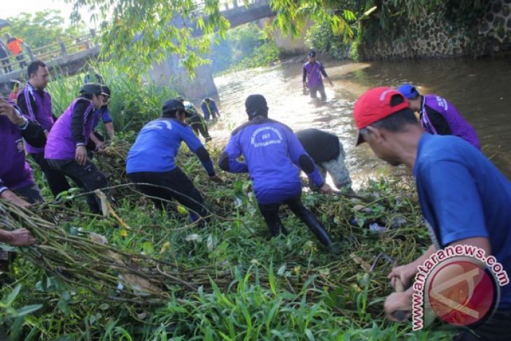 Karang Tarunas Help Prevent Drugs Abuse