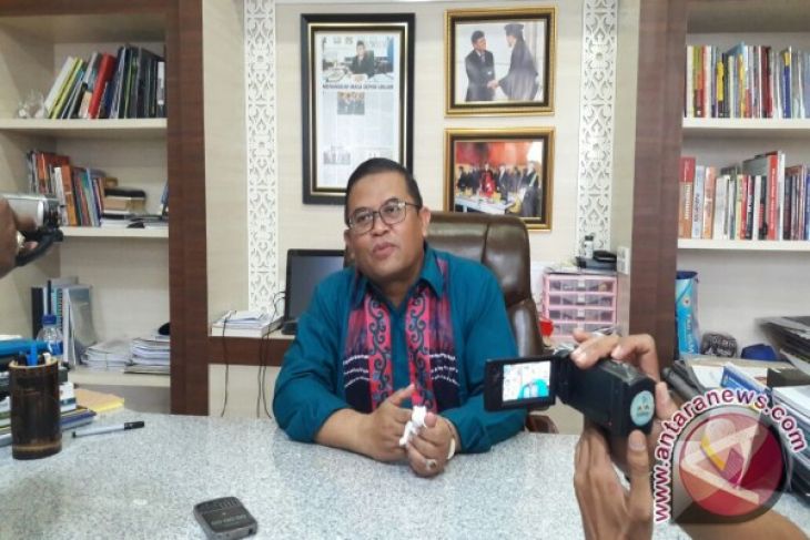 Simbol Kedaerahan Jangan Terlalu Ditonjolkan