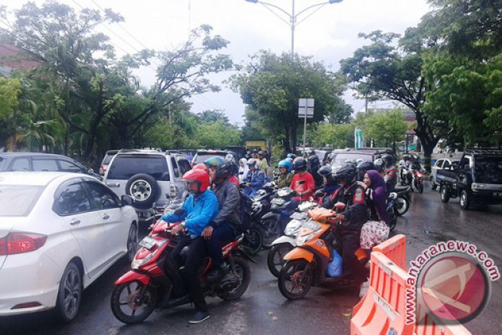 Arus Balik Liburan Padat Lancar