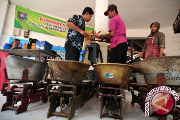 Tanah Bumbu Terima Penghargaan Dari Kemendag