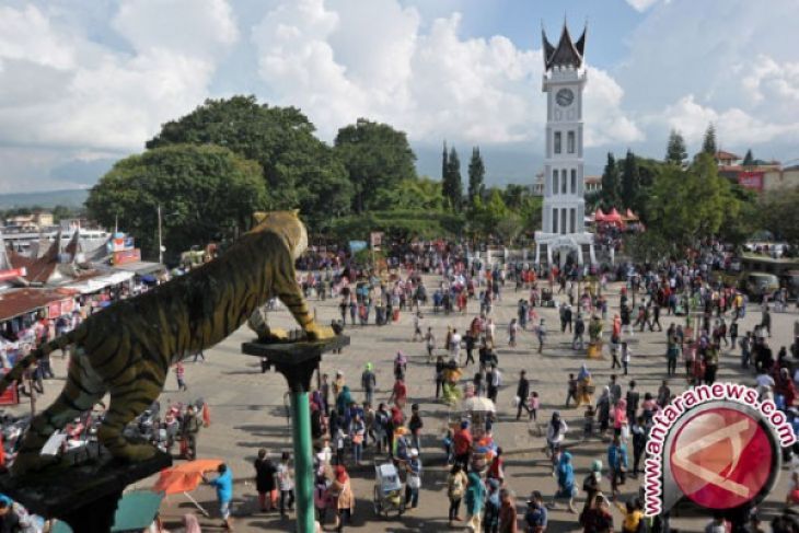 Bukittinggi Siapkan Lari Malam Lewati Jenjang
