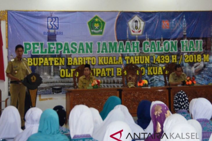 Wabup Batola lepas calon jamaah haji