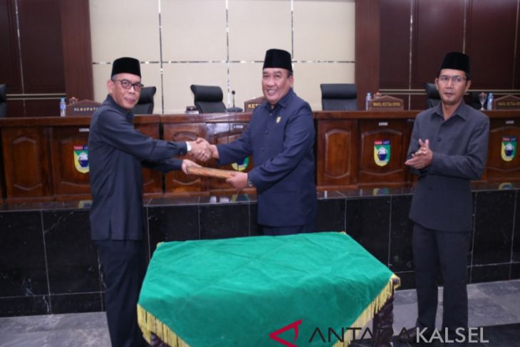 Pemkab-DPRD Paripurna Pengesahan Raperda LPj APBD 2017