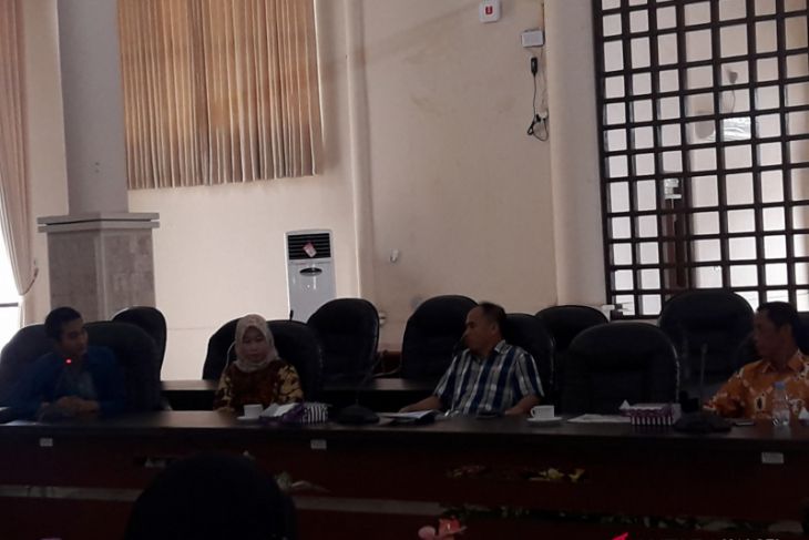 Dewan Tabalong soroti penggunaan rumah dinas