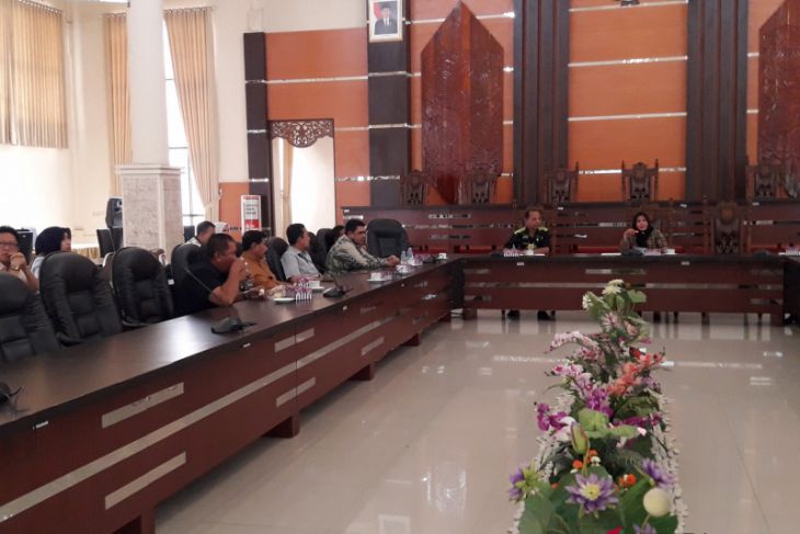 Dewan Tabalong siapkan Raperda pelayanan Ketenagakerjaan