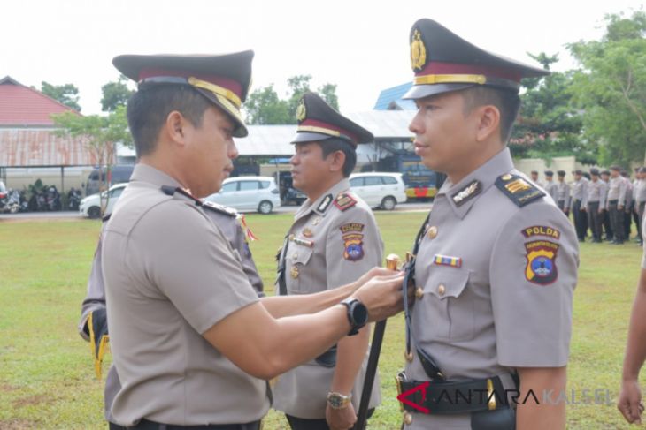 Kapolres Pimpin Sertijab Kasat Reskrim dan Kapolsek