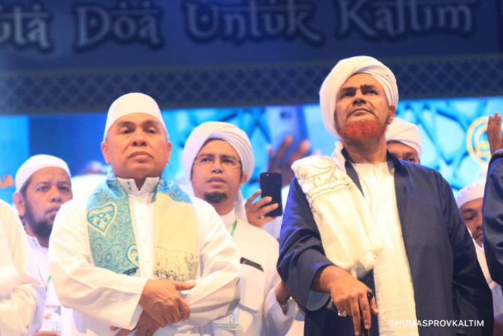 Ratusan Ribu orang diri Tabliq Akbar