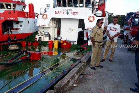 Pemkab Wondama peringatkan warga tidak timbun BBM