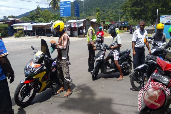 Puluhan Kendaraan Terjaring Razia Polisi di Wasior