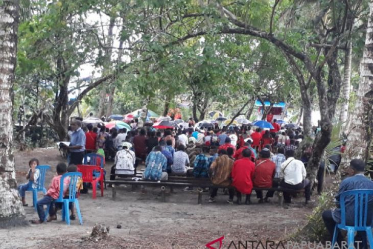Pekabaran Injil Momentum Kebersamaan di Teluk Wondama