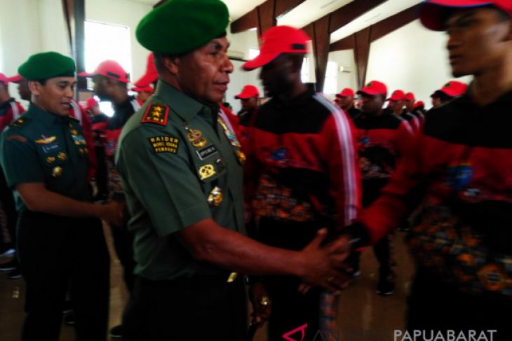 Pangdam yakin putra Papua bisa jadi perwira
