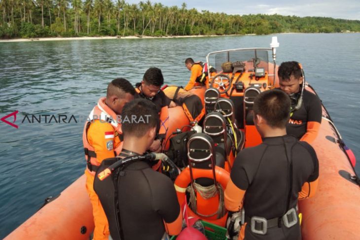 Penyelam asal Batam hilang di Pulau Mansinam